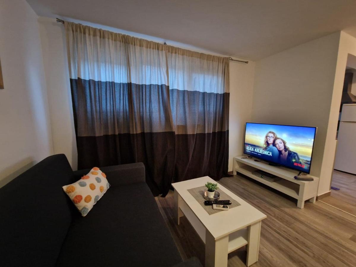 Apartments Luigi Umag Exterior photo